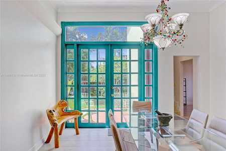 1366 Biarritz Dr Miami Beach, FL 33141