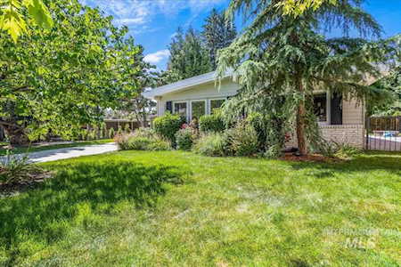 2907 N Crane Creek Rd Boise, ID 83702