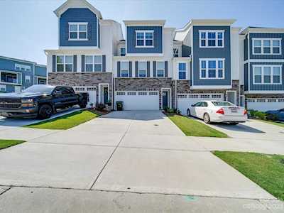 930 Portrush Ln Tega Cay, SC 29708