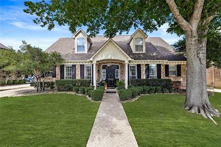 4103 Sangre Trail Arlington, TX 76016