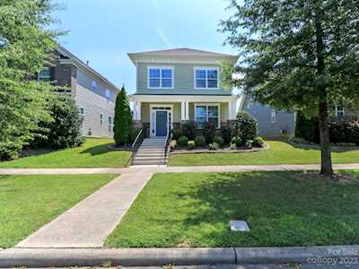 2634 Double Oaks Rd Charlotte, NC 28206