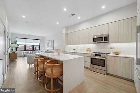 737 Swann Ave Alexandria, VA 22301