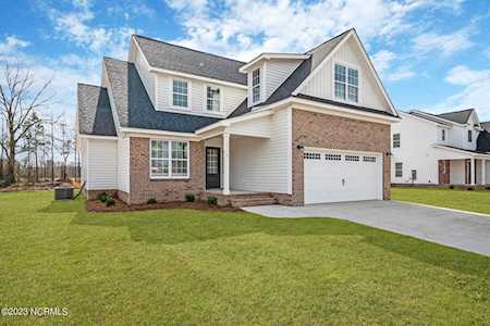 3275 School View Dr Farmville, NC 27828