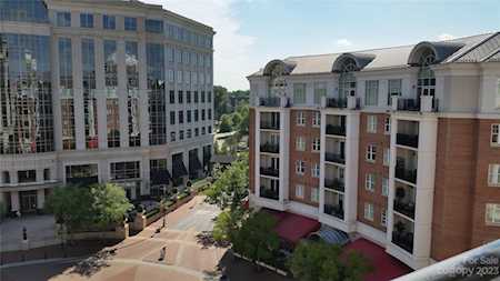 4625 Piedmont Row Dr Charlotte, NC 28210