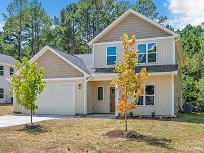 13325 New Haven Dr Huntersville, NC 28078