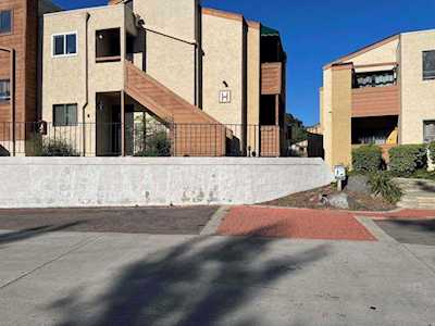 2920 Briarwood Rd #H4 Bonita, CA 91902