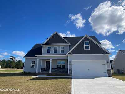 232 N Windy Ridge Rd Hubert, NC 28539