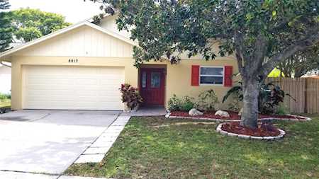 8813 Magnolia Ct Seminole, FL 33777