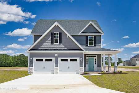 966 Appaloosa Trl Grimesland, NC 27837