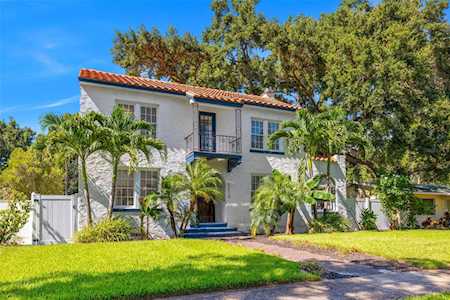 6219 11th Ave S Gulfport, FL 33707