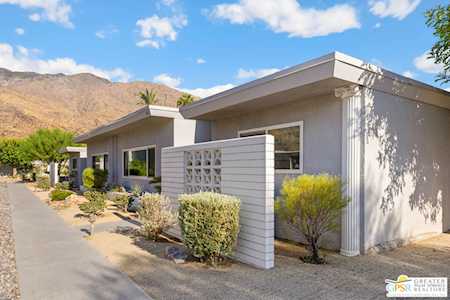 453 E Avenida Granada Palm Springs, CA 92264