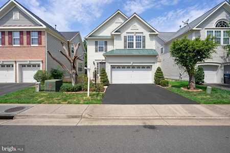 6742 Sycamore Park Dr Haymarket, VA 20169