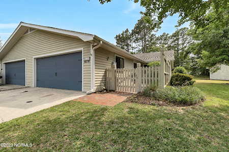 6016 Inland Greens Dr Wilmington, NC 28405