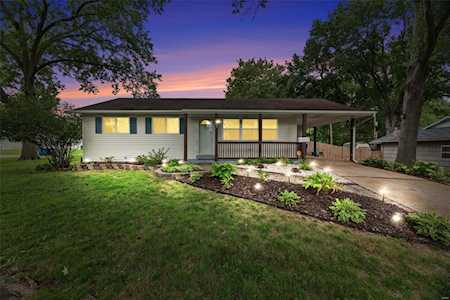 7203 Brebouef Ln Hazelwood, MO 63042