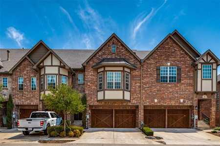 552 Waterloo Drive Lewisville, TX 75067