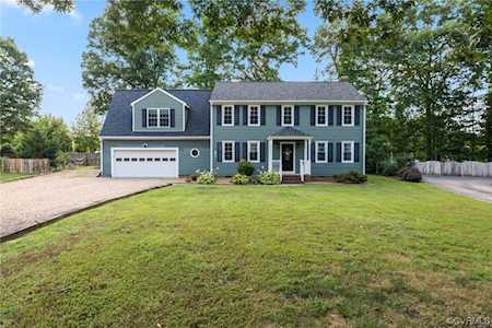 2304 Cranbeck Circle North Chesterfield, VA 23235