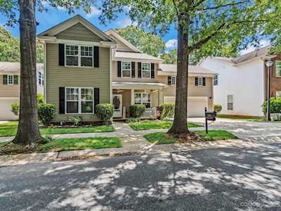 12715 Cross Dale Dr Huntersville, NC 28078