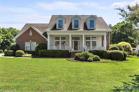 4601 Esherwood Ln Charlotte, NC 28270