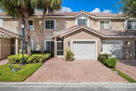 7375 NW 61st Ter #2-19 Parkland, FL 33067