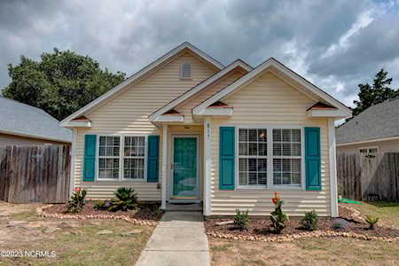 817 Southern Charm Dr Wilmington, NC 28412