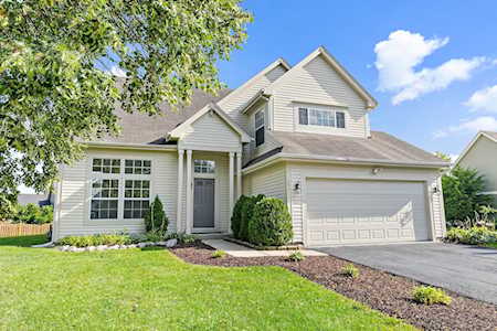 240 Penny Ln Bolingbrook, IL 60440