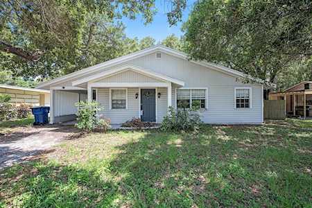 16 Belle Meade CIRCLE Largo, FL 33770