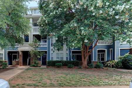 525 Olmsted Park Place Charlotte, NC 28203
