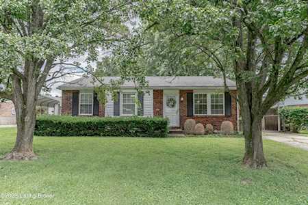5011 Fairwood Ln Louisville, KY 40291