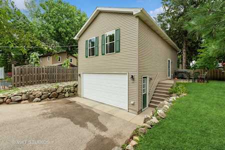 125 Circle Dr S Island Lake, IL 60042