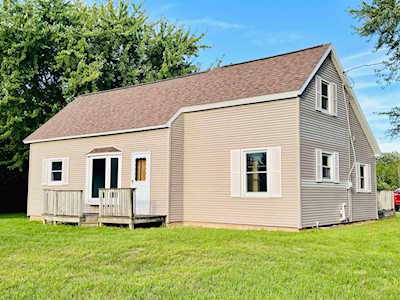 N8240 State Rd 187 Shiocton, Town of Maine, WI 54170
