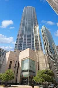 512 N Mcclurg Ct #2404 Chicago, IL 60611