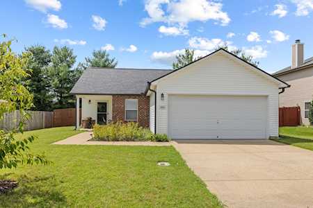 2663 Sutherland Dr Thompsons Station, TN 37179