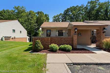 25665 Lexington #1 South Lyon, MI 48178