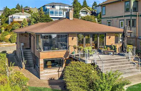 4105 SW Holly St Seattle, WA 98136