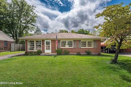 3824 Klondike Ln Louisville, KY 40218