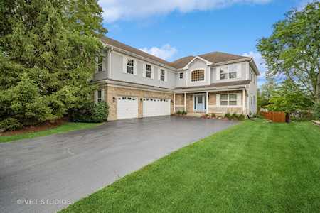 723 E Hintz Rd Arlington Heights, IL 60004