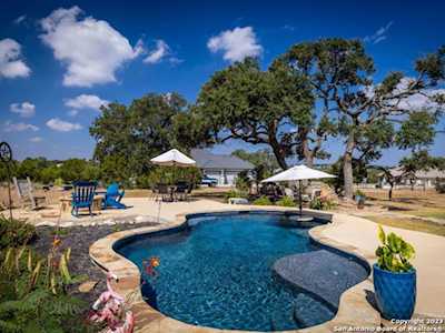 1209 Tenderfoot New Braunfels, TX 78132