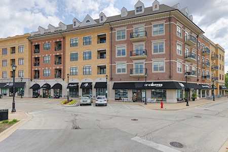 24 W Station St #318W Palatine, IL 60067