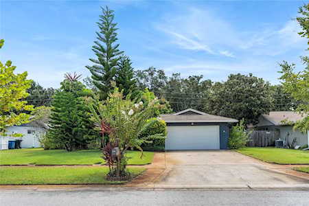 2317 Moore Haven Dr E Clearwater, FL 33763