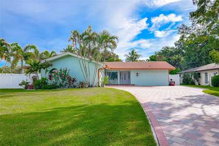 11598 Grove St Seminole, FL 33772