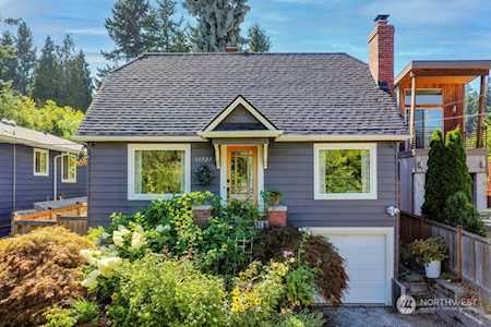 11727 26th Ave NE Seattle, WA 98125