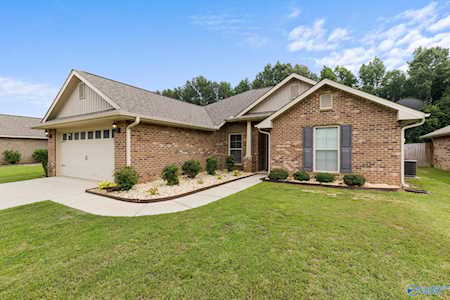 130 Bermuda Lakes Drive Meridianville, AL 35759