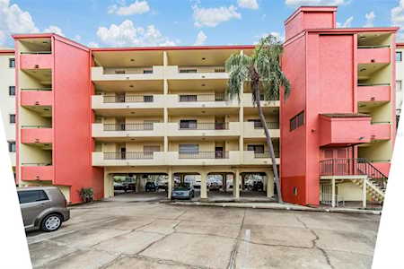 1750 Harbor PLACE S #204 South Pasadena, FL 33707