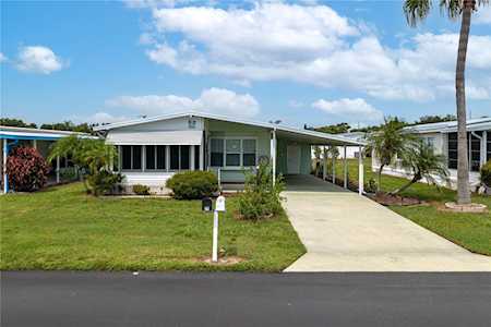 23 Kinsmen Dr Winter Haven, FL 33884