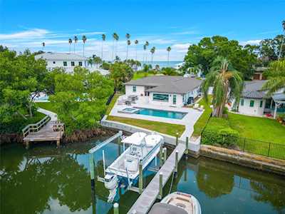 3312 Bayshore Blvd NE St. Petersburg, FL 33703