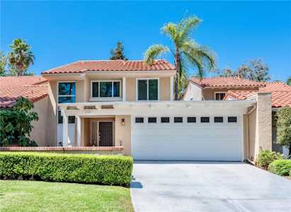 2745 Vista Umbrosa Newport Beach, CA 92660