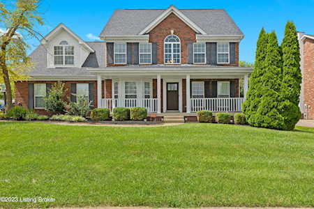 4206 Stone Lakes Dr Louisville, KY 40299