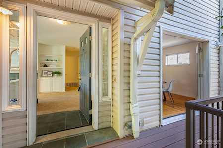 12713 35th Ave NE #A Seattle, WA 98125