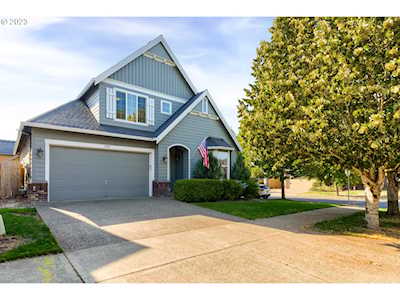 2727 N Crater LN Newberg, OR 97132