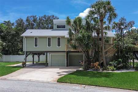 4639 Chancellor St NE St. Petersburg, FL 33703